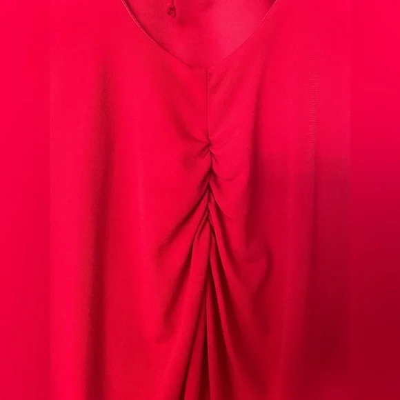 Low back Red Dress - Picture 5 of 7